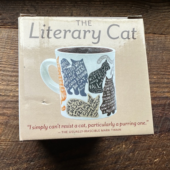 Literary Cat Mug (NWT) - Picture 6 of 12